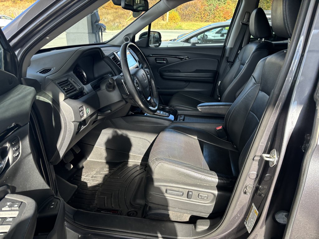 2017 Honda Pilot 4WD 4dr Touring in Saint-Georges, Quebec - 11 - w1024h768px