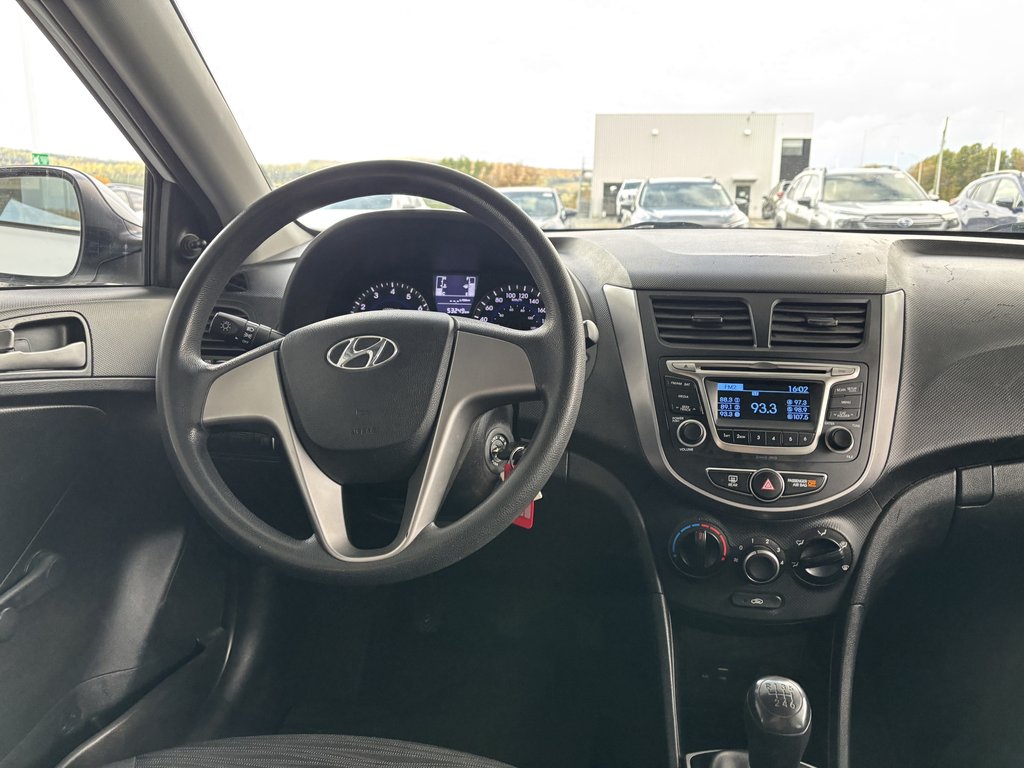 2017 Hyundai Accent 5dr HB Man L in Saint-Georges, Quebec - 9 - w1024h768px