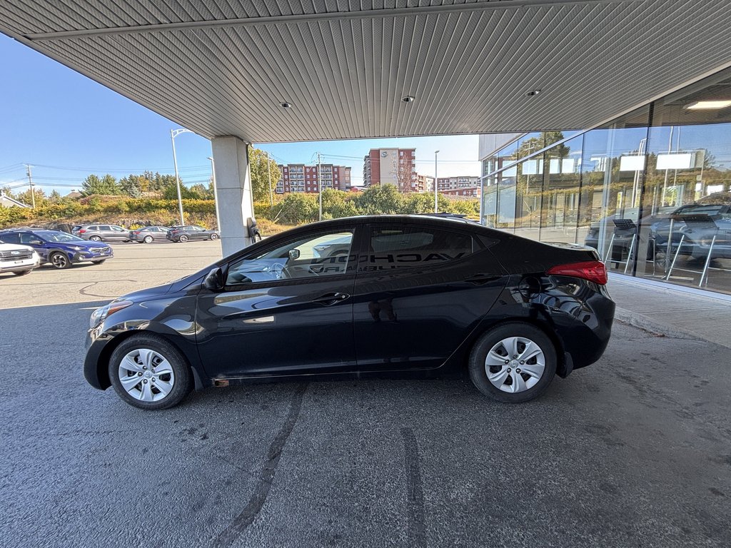 2013 Hyundai Elantra 4dr Sdn Auto L in Saint-Georges, Quebec - 6 - w1024h768px