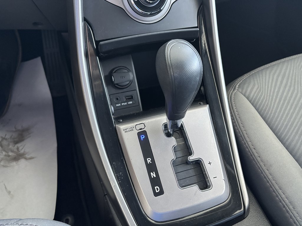 2013 Hyundai Elantra 4dr Sdn Auto L in Saint-Georges, Quebec - 14 - w1024h768px