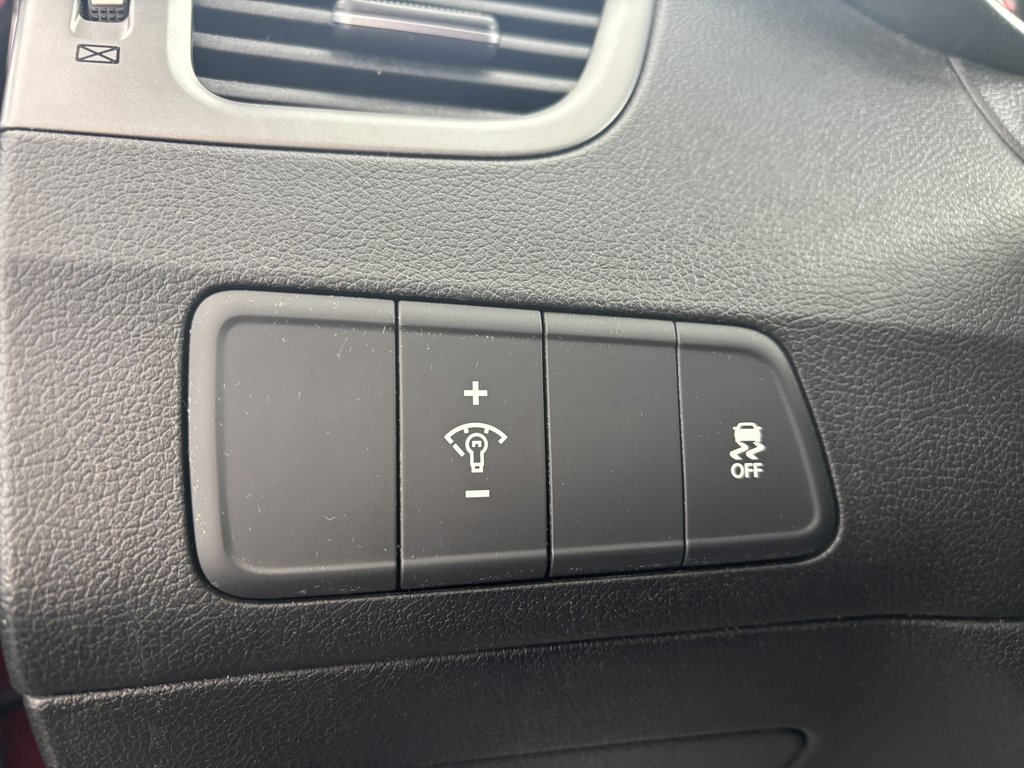 Hyundai Elantra 4dr Sdn Man GL 2016 à Saint-Georges, Québec - 18 - w1024h768px