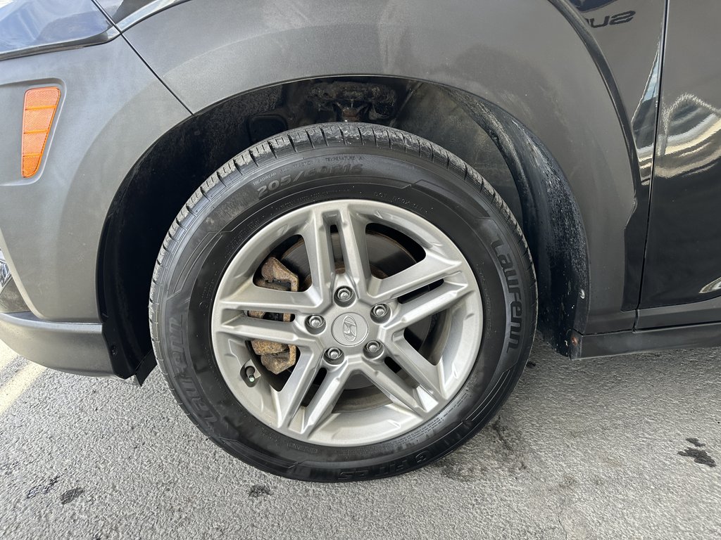 2020 Hyundai Kona 2.0L Essential AWD in Saint-Georges, Quebec - 9 - w1024h768px