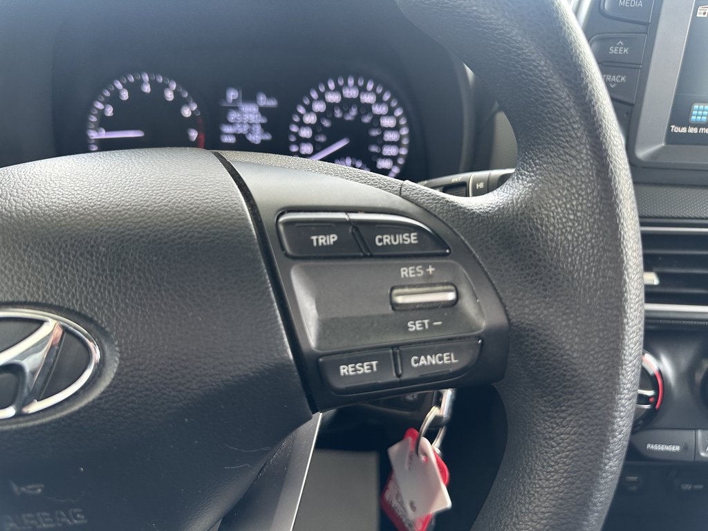 2020 Hyundai Kona 2.0L Essential AWD in Saint-Georges, Quebec - 16 - w1024h768px