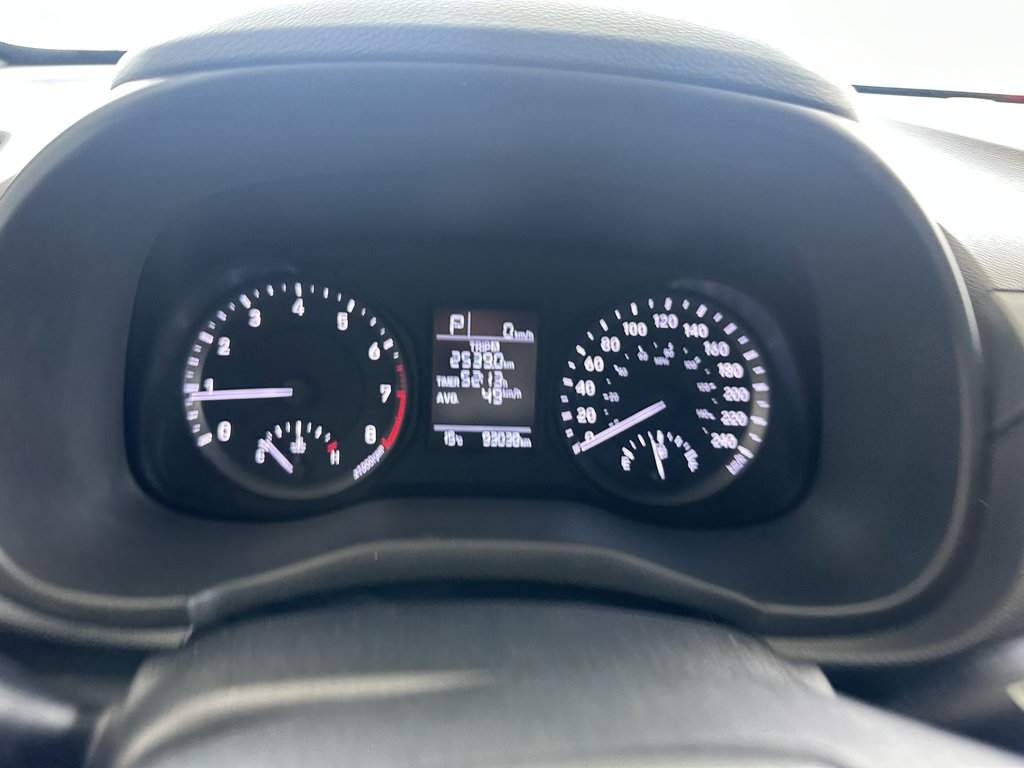 2020 Hyundai Kona 2.0L Essential AWD in Saint-Georges, Quebec - 15 - w1024h768px