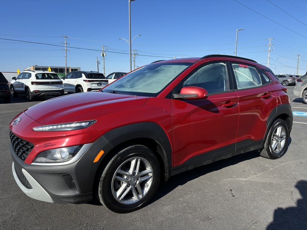 2022 Hyundai Kona 2.0L Essential AWD in Saint-Georges, Quebec - 3 - w1024h768px