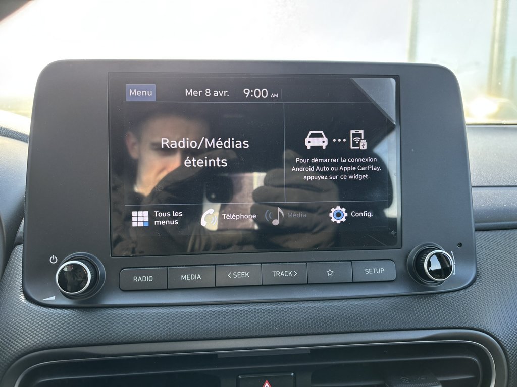 2022 Hyundai Kona 2.0L Essential AWD in Saint-Georges, Quebec - 12 - w1024h768px