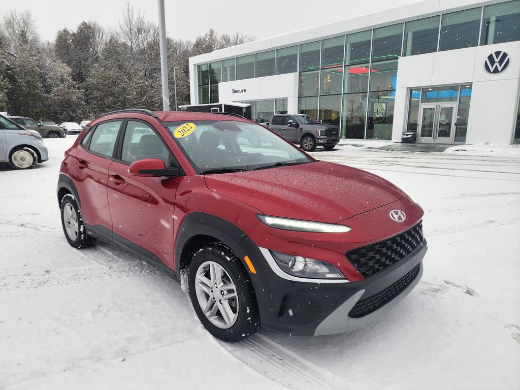 Hyundai Kona 2.0L Essential AWD 2022 à Saint-Georges, Québec - 1 - w1024h768px