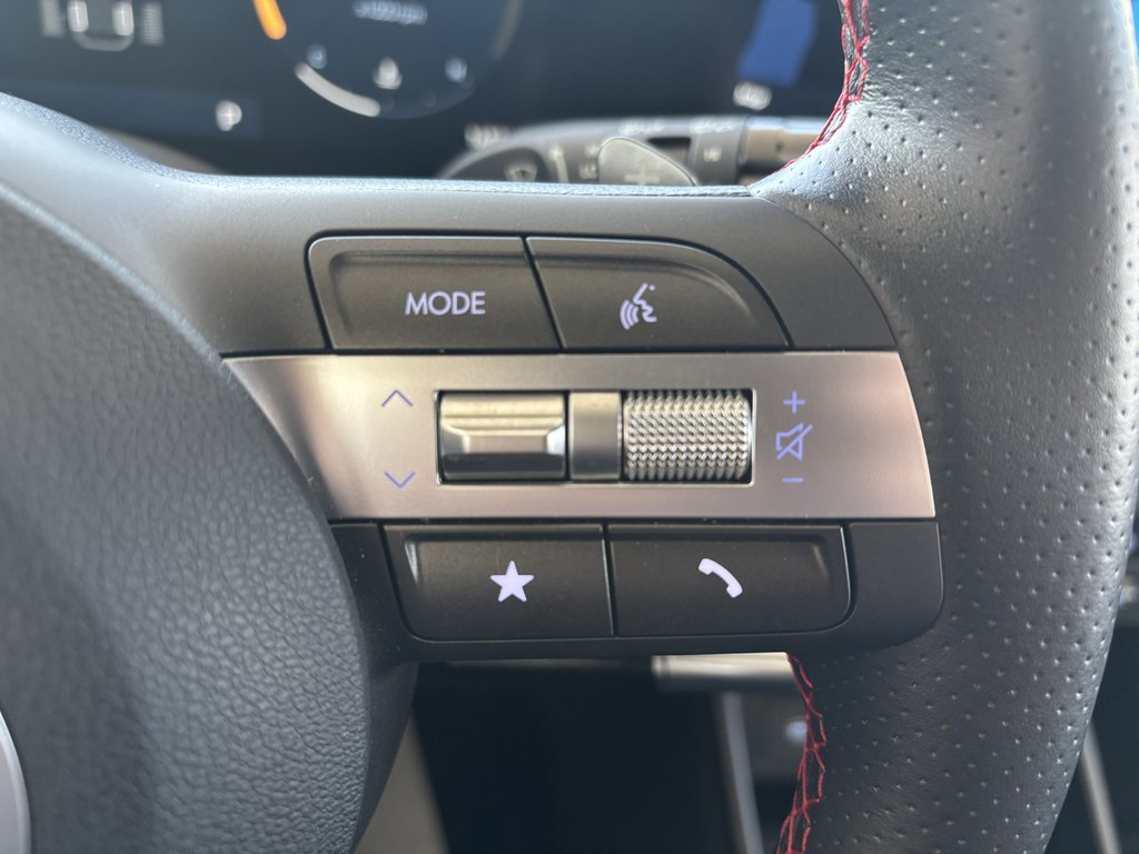 Hyundai Kona 1.6T N Line Ultimate AWD 2024 à Saint-Georges, Québec - 13 - w1024h768px