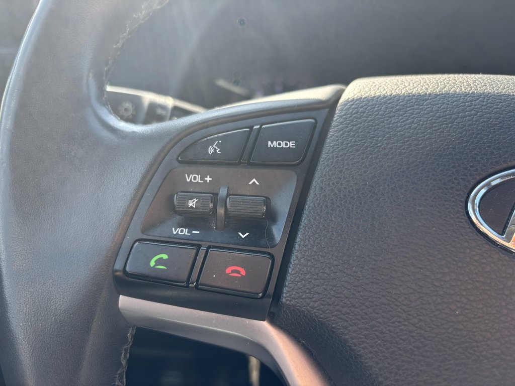 Hyundai Tucson AWD 4dr 1.6L Premium w-HSW 2016 à Saint-Georges, Québec - 10 - w1024h768px