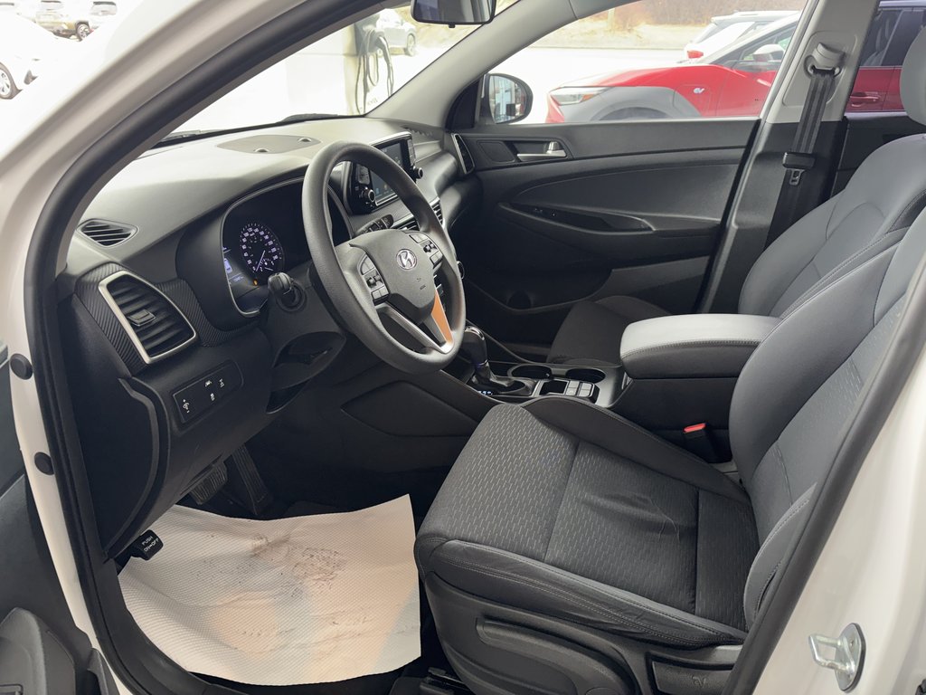 2019 Hyundai Tucson Essential AWD w-Safety Package in Saint-Georges, Quebec - 11 - w1024h768px