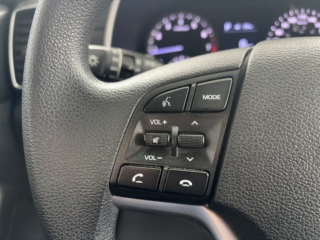 2019 Hyundai Tucson Essential AWD w-Safety Package in Saint-Georges, Quebec - 14 - w1024h768px