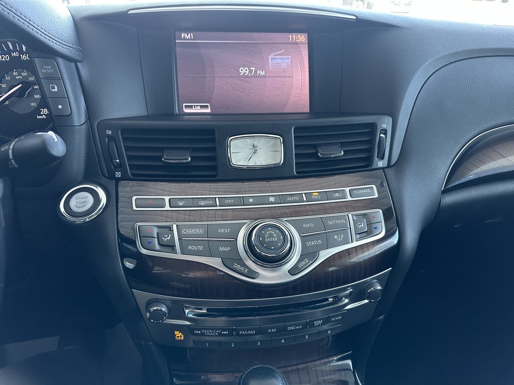 Infiniti Q70L 4dr Sdn V8 2015 à Saint-Georges, Québec - 13 - w1024h768px