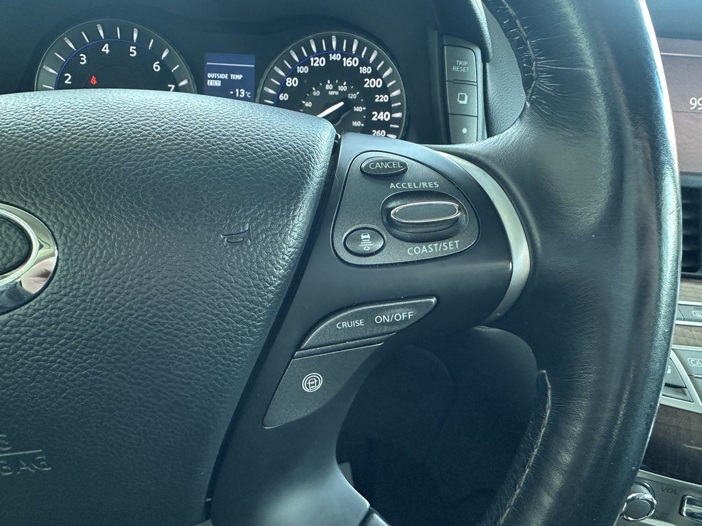 Infiniti Q70L 4dr Sdn V8 2015 à Saint-Georges, Québec - 16 - w1024h768px