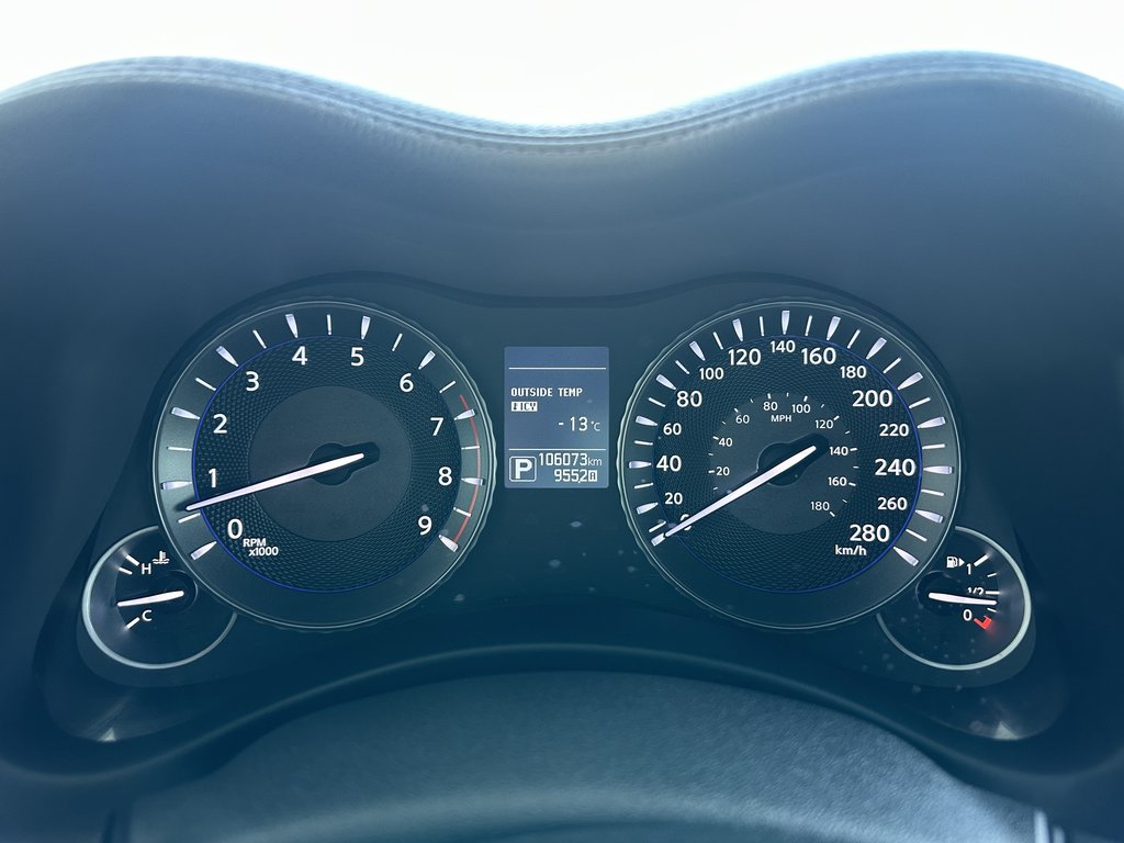 Infiniti Q70L 4dr Sdn V8 2015 à Saint-Georges, Québec - 15 - w1024h768px