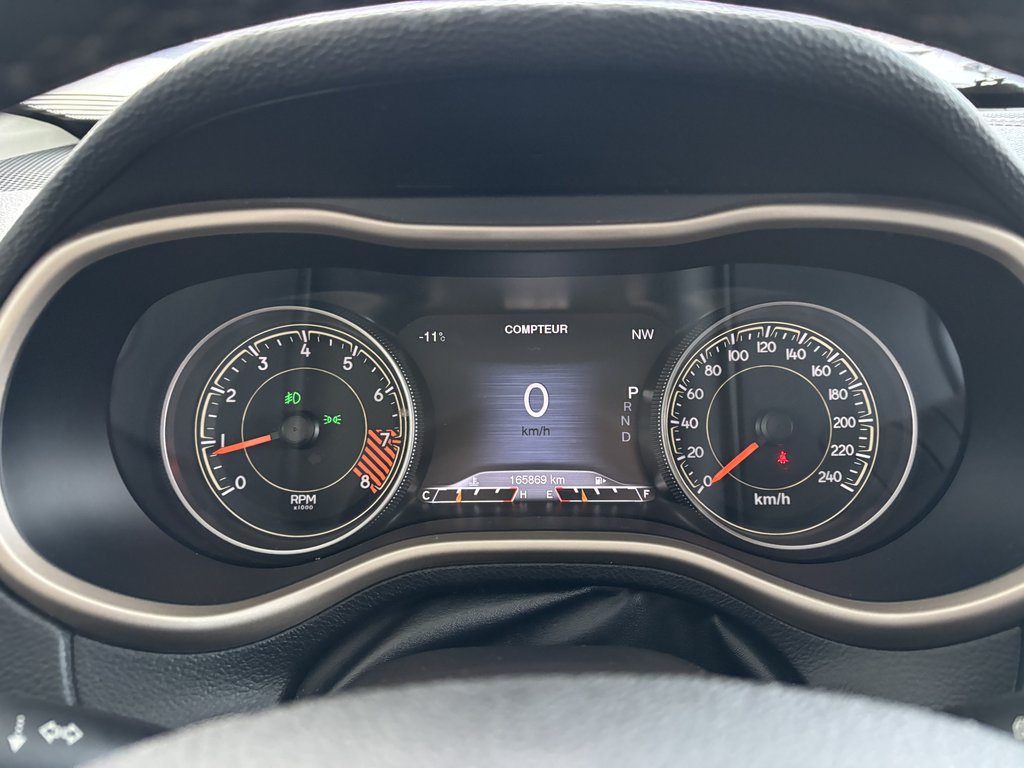 2015 Jeep Cherokee 4WD 4dr Limited in Saint-Georges, Quebec - 11 - w1024h768px