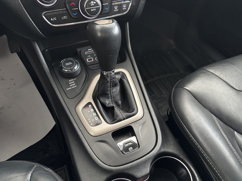 2015 Jeep Cherokee 4WD 4dr Limited in Saint-Georges, Quebec - 18 - w1024h768px