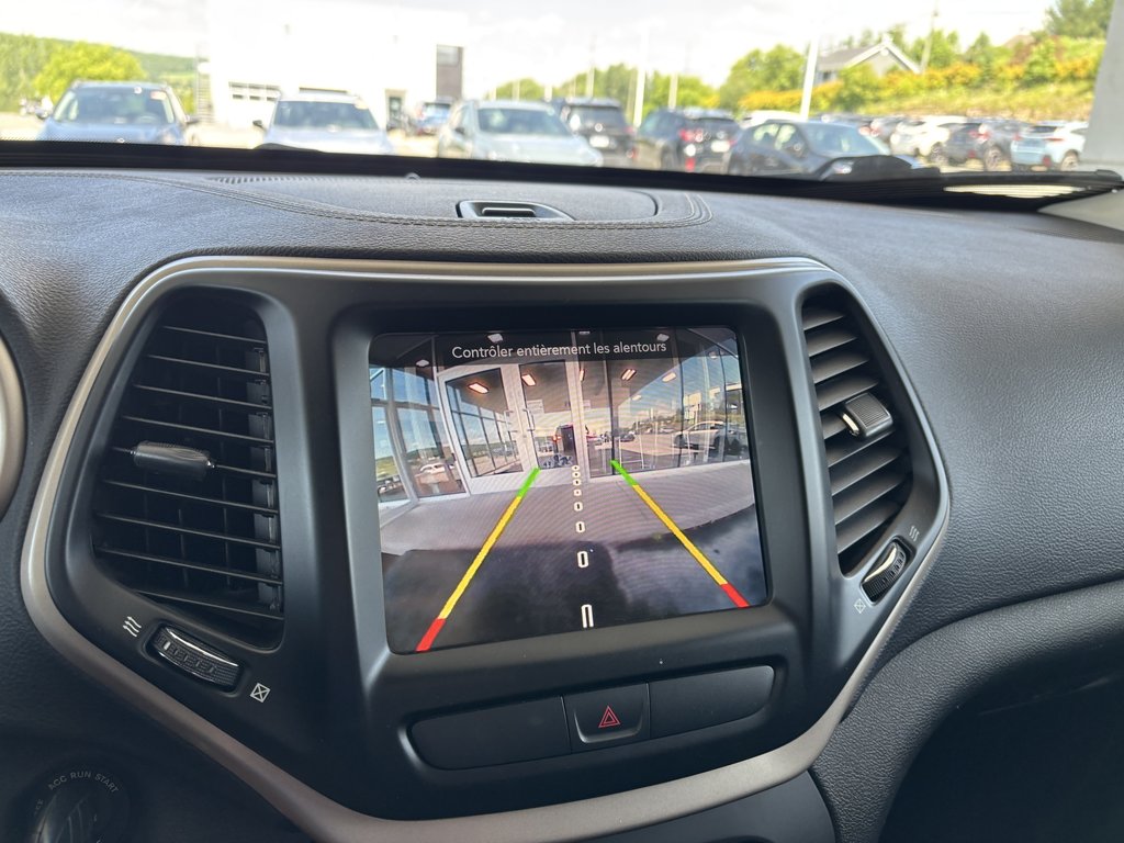 2017 Jeep Cherokee 4WD 4dr North in Saint-Georges, Quebec - 14 - w1024h768px