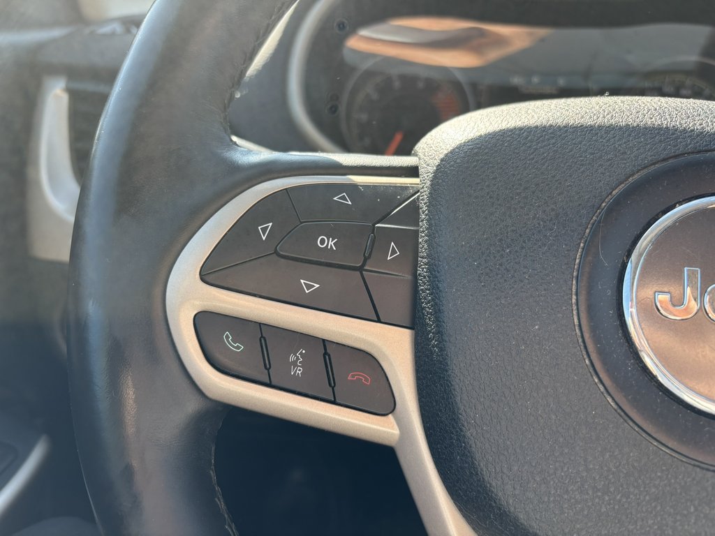 Jeep Cherokee 4WD 4dr North 2017 à Saint-Georges, Québec - 11 - w1024h768px