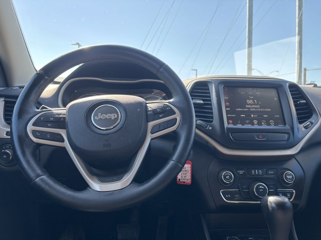 Jeep Cherokee 4WD 4dr North 2017 à Saint-Georges, Québec - 9 - w1024h768px