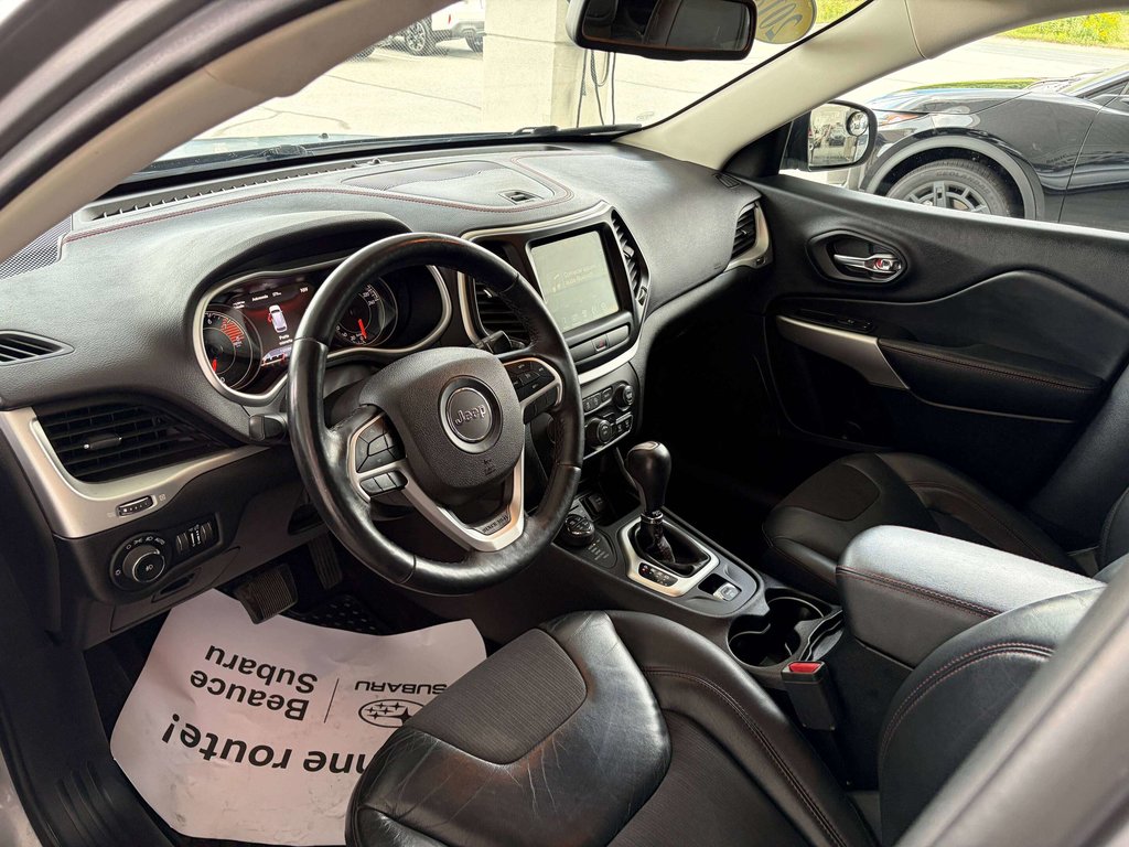 Jeep Cherokee Trailhawk 2018 à Saint-Georges, Québec - 10 - w1024h768px