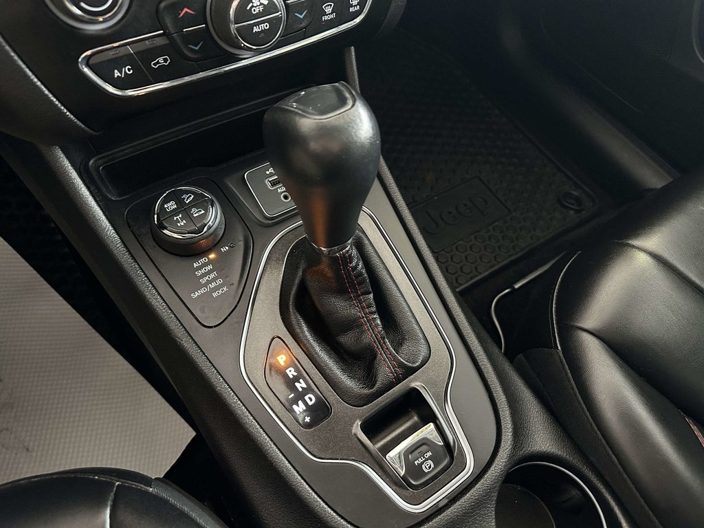 Jeep Cherokee Trailhawk 4x4 2019 à Saint-Georges, Québec - 12 - w1024h768px