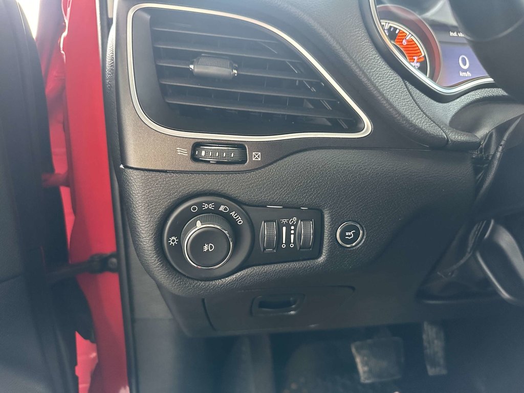 Jeep Cherokee Trailhawk 4x4 2019 à Saint-Georges, Québec - 18 - w1024h768px