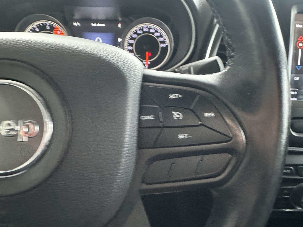 Jeep Cherokee Trailhawk 4x4 2019 à Saint-Georges, Québec - 16 - w1024h768px