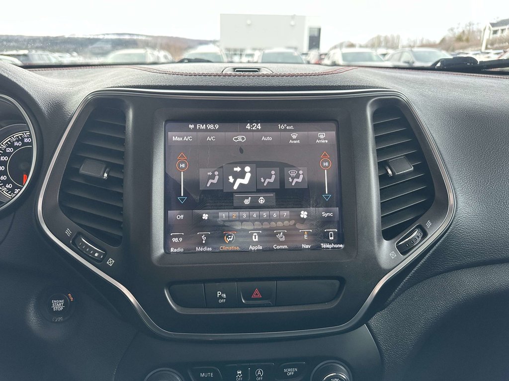 2019 Jeep Cherokee Trailhawk 4x4 in Saint-Georges, Quebec - 13 - w1024h768px