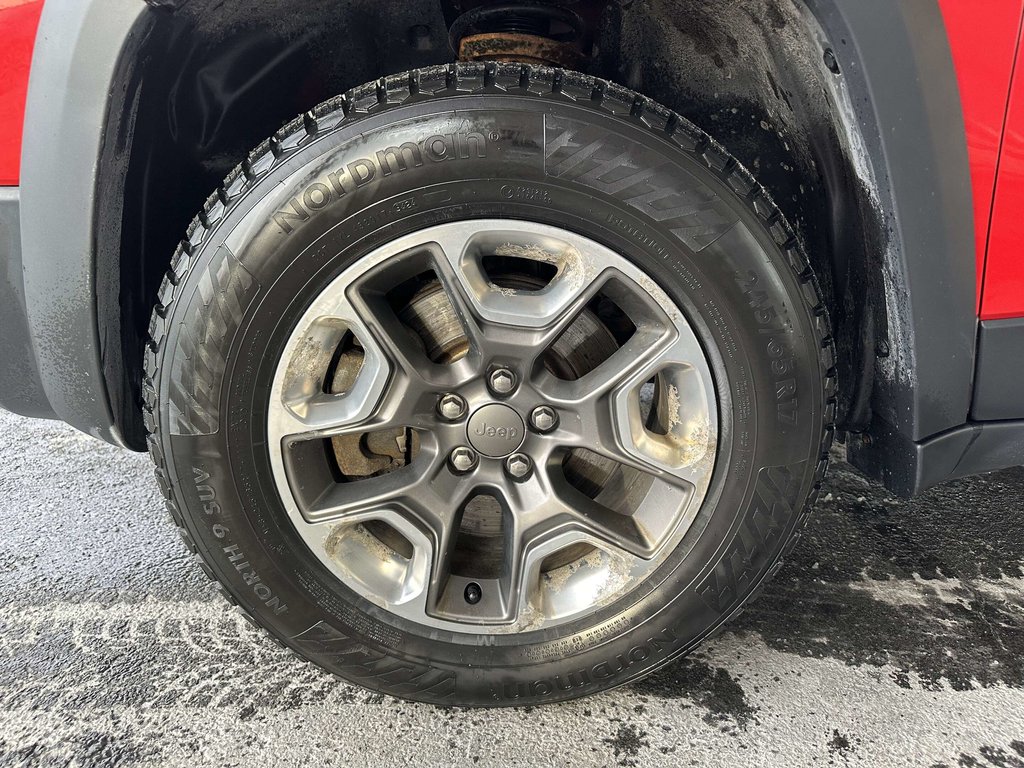 2019 Jeep Cherokee Trailhawk 4x4 in Saint-Georges, Quebec - 9 - w1024h768px