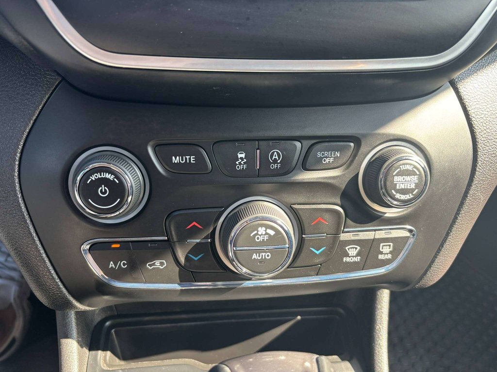 Jeep Cherokee North 2019 à Saint-Georges, Québec - 13 - w1024h768px