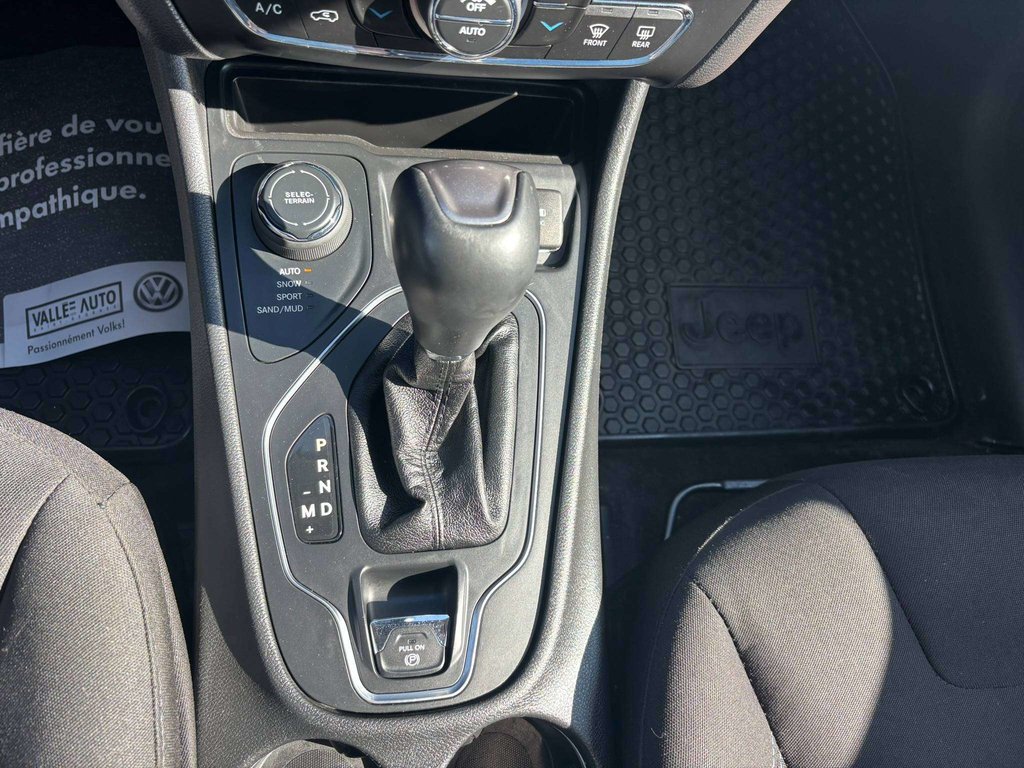 Jeep Cherokee North 2019 à Saint-Georges, Québec - 14 - w1024h768px