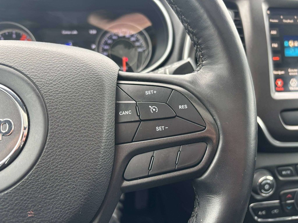 2019 Jeep Cherokee Trailhawk in Saint-Georges, Quebec - 14 - w1024h768px