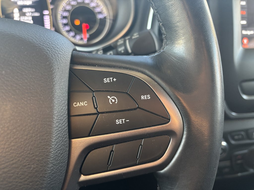 2020 Jeep Cherokee North 4x4 in Saint-Georges, Quebec - 13 - w1024h768px