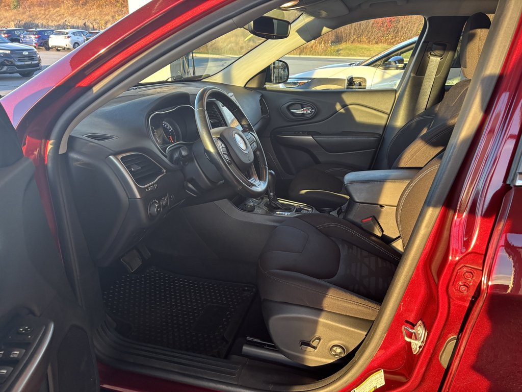 2020 Jeep Cherokee North 4x4 in Saint-Georges, Quebec - 11 - w1024h768px