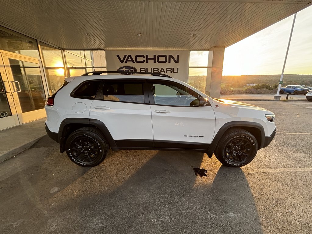 2021  Cherokee Trailhawk 4x4 in Saint-Georges, Quebec - 2 - w1024h768px