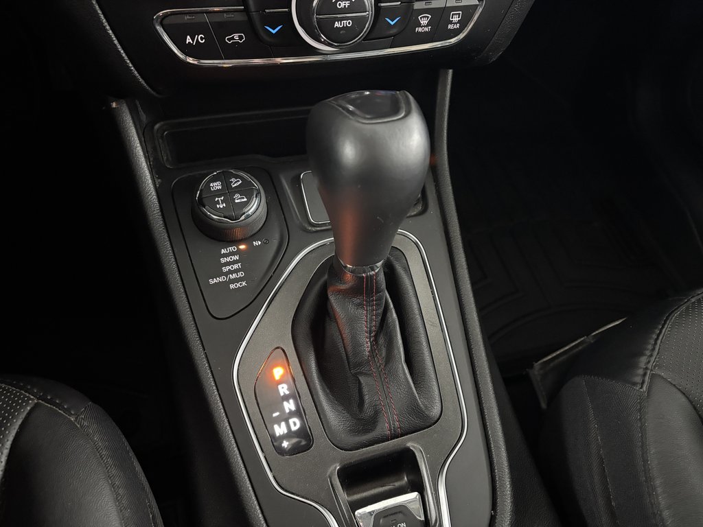 2021 Jeep Cherokee Trailhawk Elite 4x4 in Saint-Georges, Quebec - 17 - w1024h768px