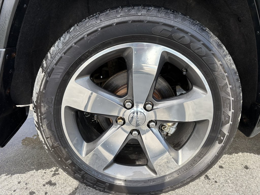 2015 Jeep Grand Cherokee 4WD 4dr Limited in Saint-Georges, Quebec - 8 - w1024h768px