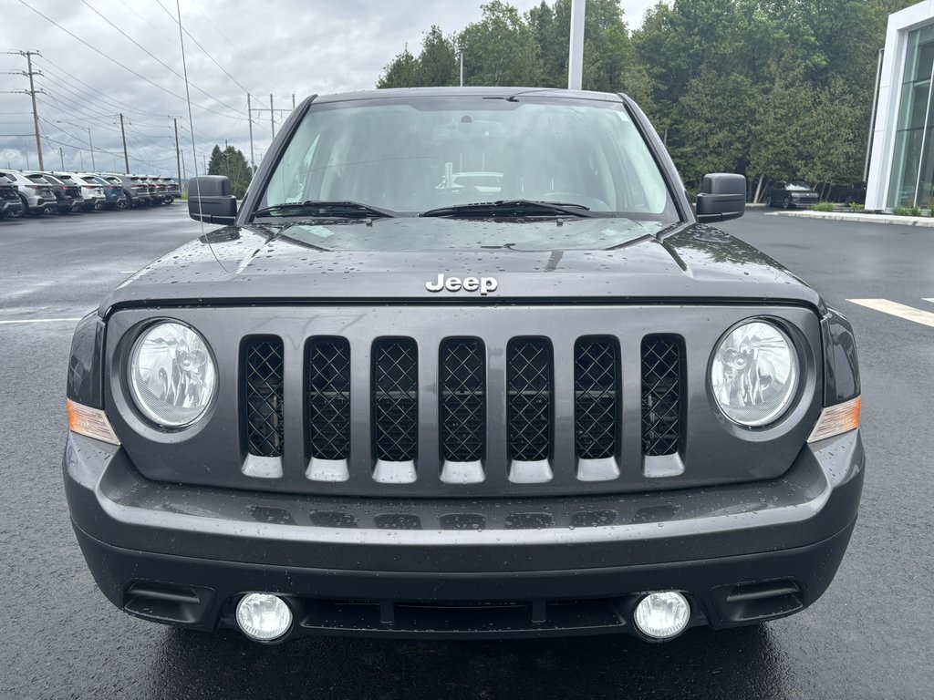 Jeep Patriot 4WD 4dr High Altitude 2015 à Saint-Georges, Québec - 2 - w1024h768px