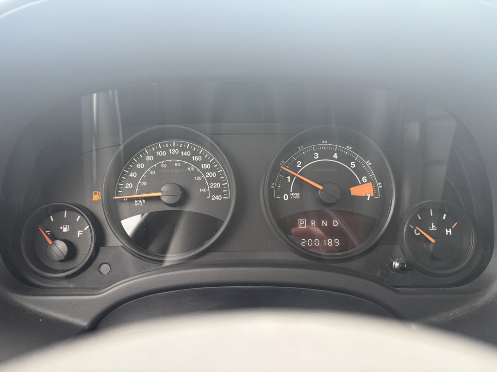 Jeep Patriot 4WD 4dr High Altitude 2015 à Saint-Georges, Québec - 10 - w1024h768px
