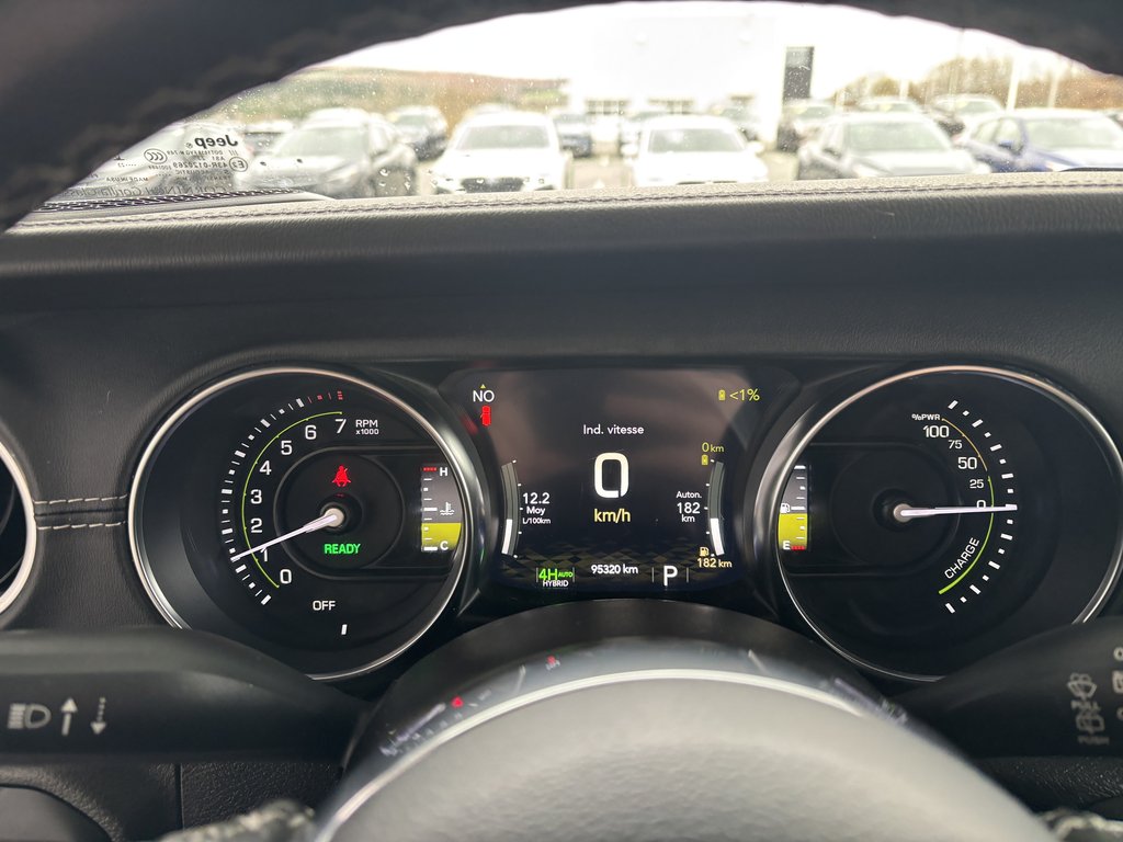 2022 Jeep Wrangler 4xe Unlimited Sahara 4x4 in Saint-Georges, Quebec - 12 - w1024h768px