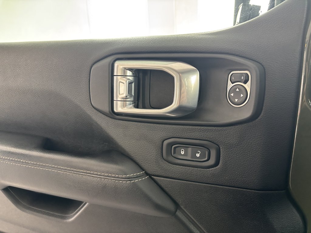 2022 Jeep Wrangler 4xe Unlimited Sahara 4x4 in Saint-Georges, Quebec - 21 - w1024h768px