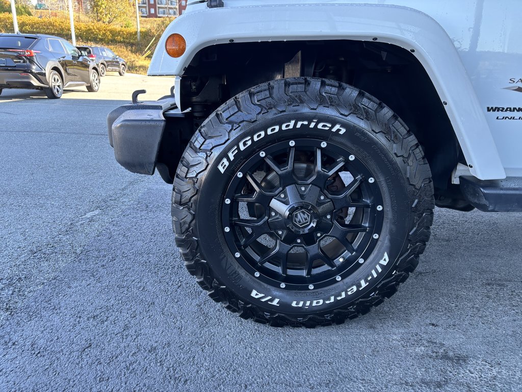 WRANGLER JK UNLIMITED Sahara 4x4 2018 à Saint-Georges, Québec - 9 - w1024h768px