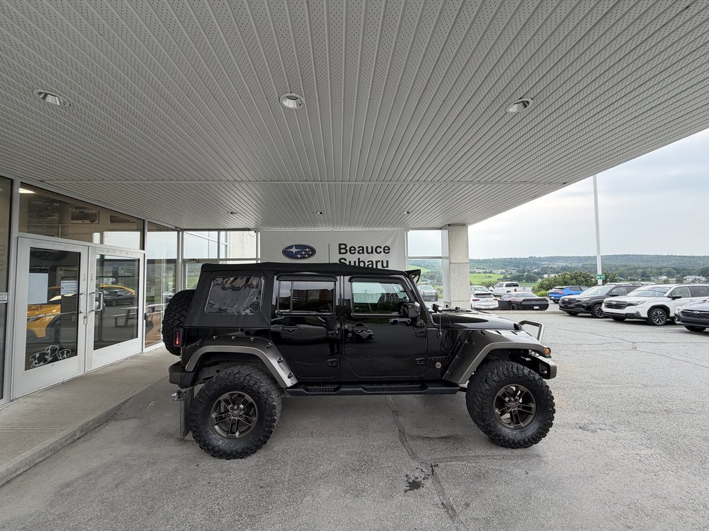 2016 Jeep WRANGLER UNLIMITED 4WD 4dr 75th Anniversary in Saint-Georges, Quebec - 2 - w1024h768px
