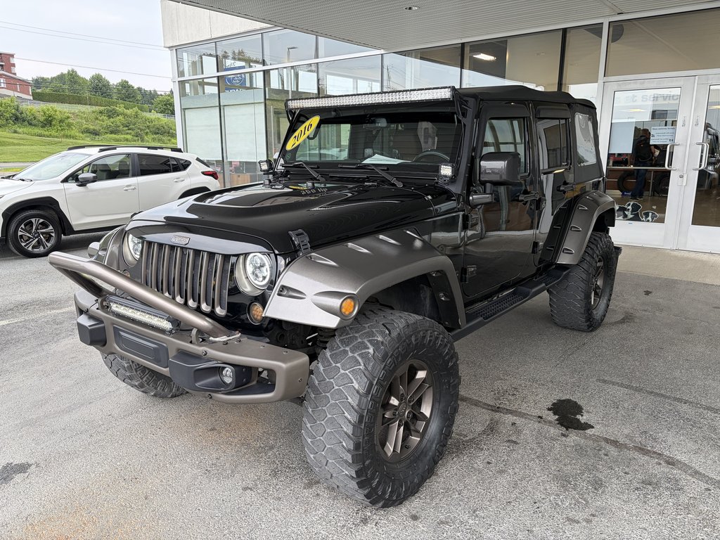 2016 Jeep WRANGLER UNLIMITED 4WD 4dr 75th Anniversary in Saint-Georges, Quebec - 7 - w1024h768px