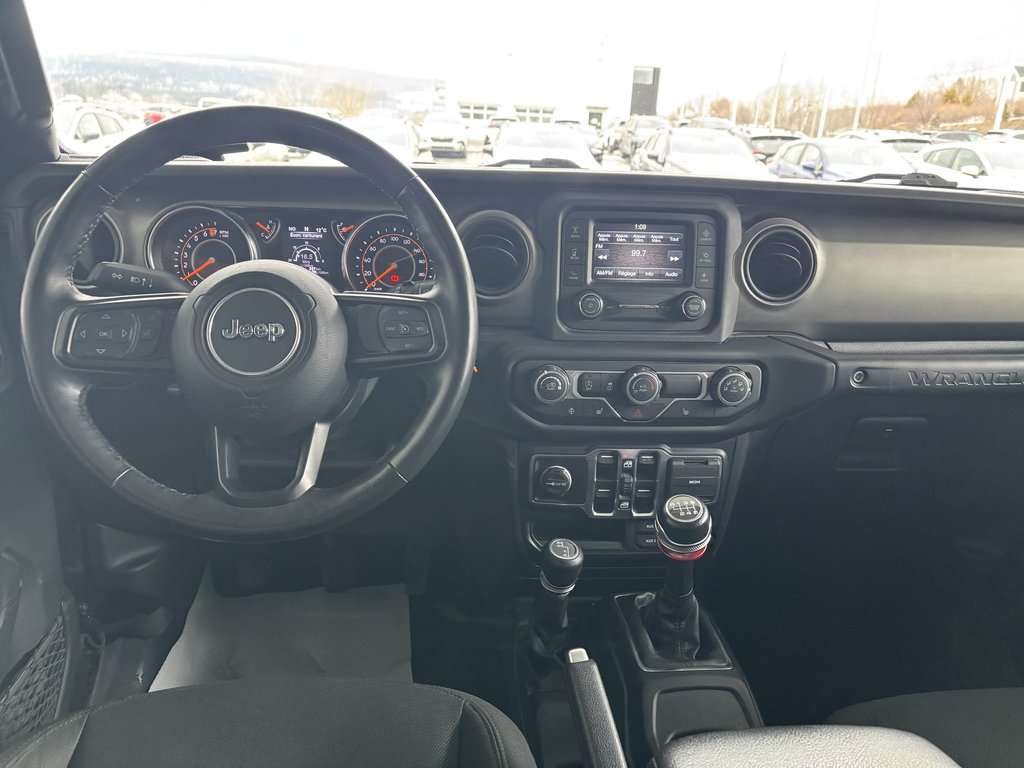 Jeep WRANGLER UNLIMITED Sport 4x4 2019 à Saint-Georges, Québec - 10 - w1024h768px