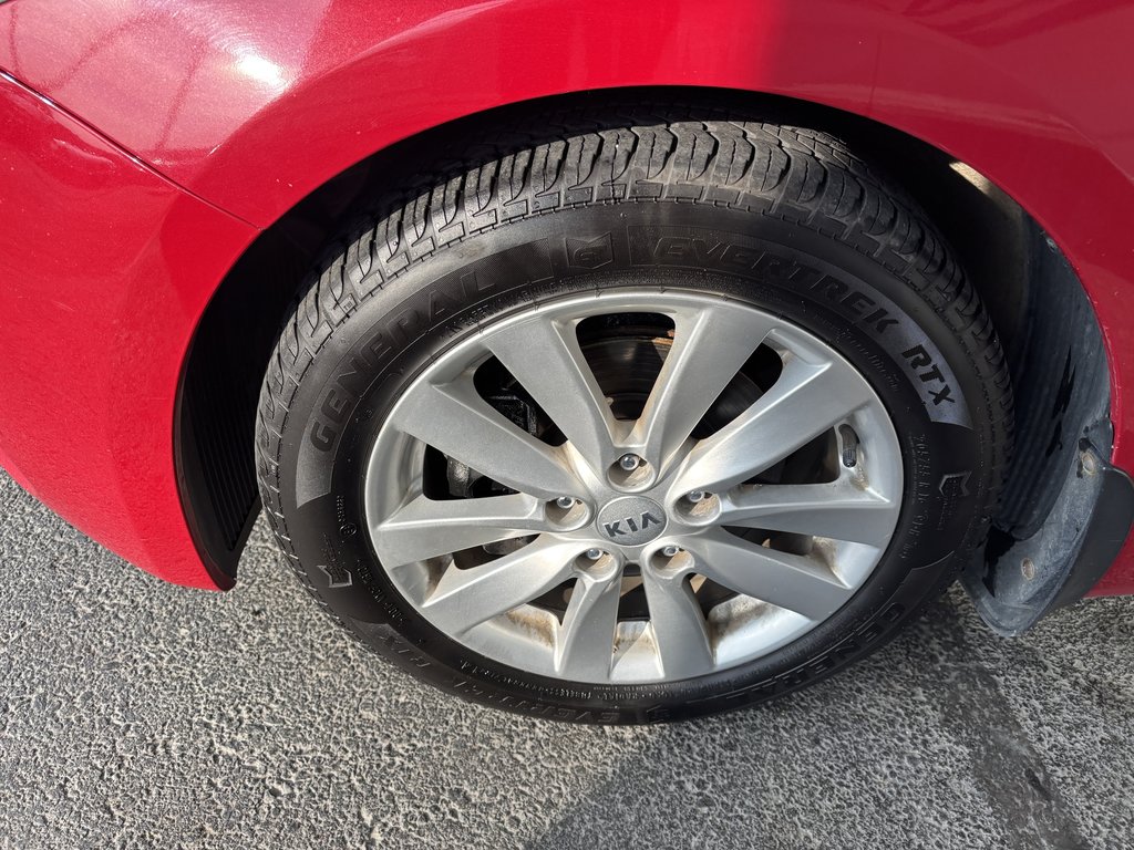 2015 Kia Forte 4dr Sdn Auto LX in Saint-Georges, Quebec - 8 - w1024h768px