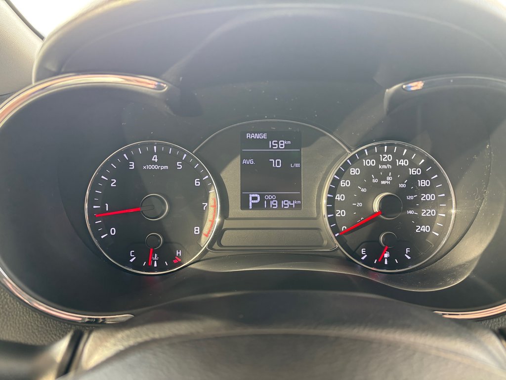 2015 Kia Forte 4dr Sdn Auto LX in Saint-Georges, Quebec - 10 - w1024h768px