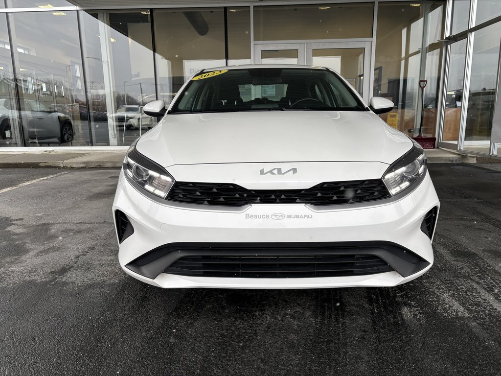 2023 Kia Forte LX IVT in Saint-Georges, Quebec - 8 - w1024h768px