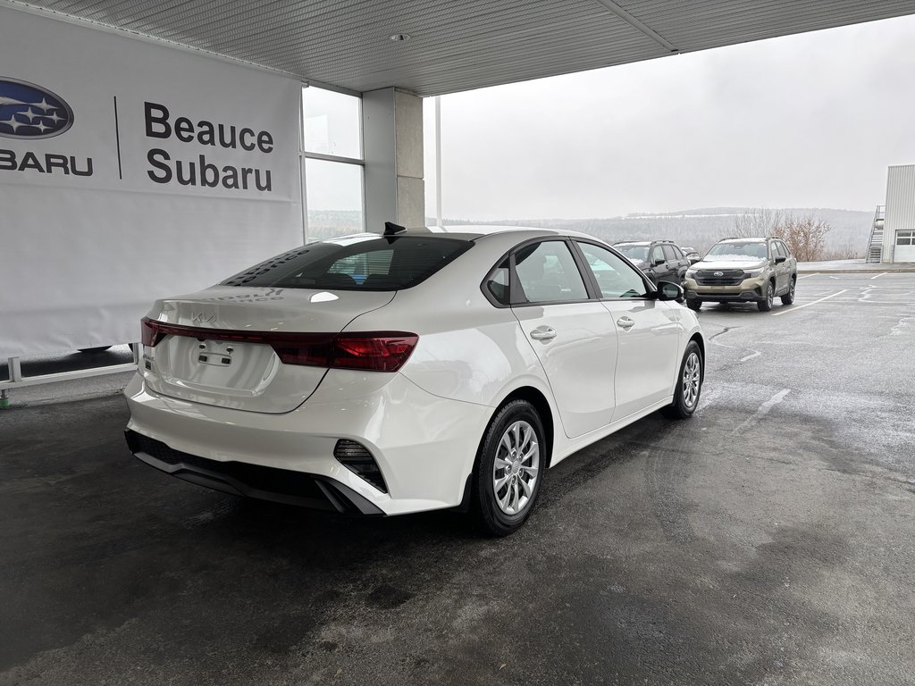 2023 Kia Forte LX IVT in Saint-Georges, Quebec - 3 - w1024h768px