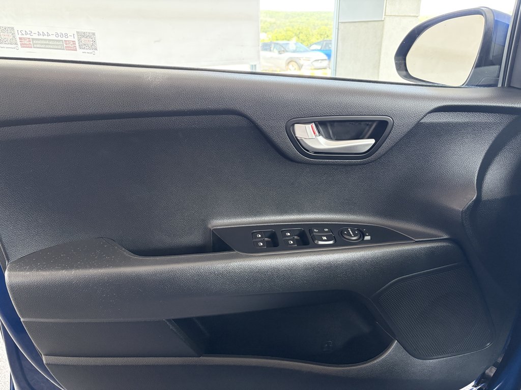 Kia Rio 5-door LX+ IVT 2020 à Saint-Georges, Québec - 17 - w1024h768px